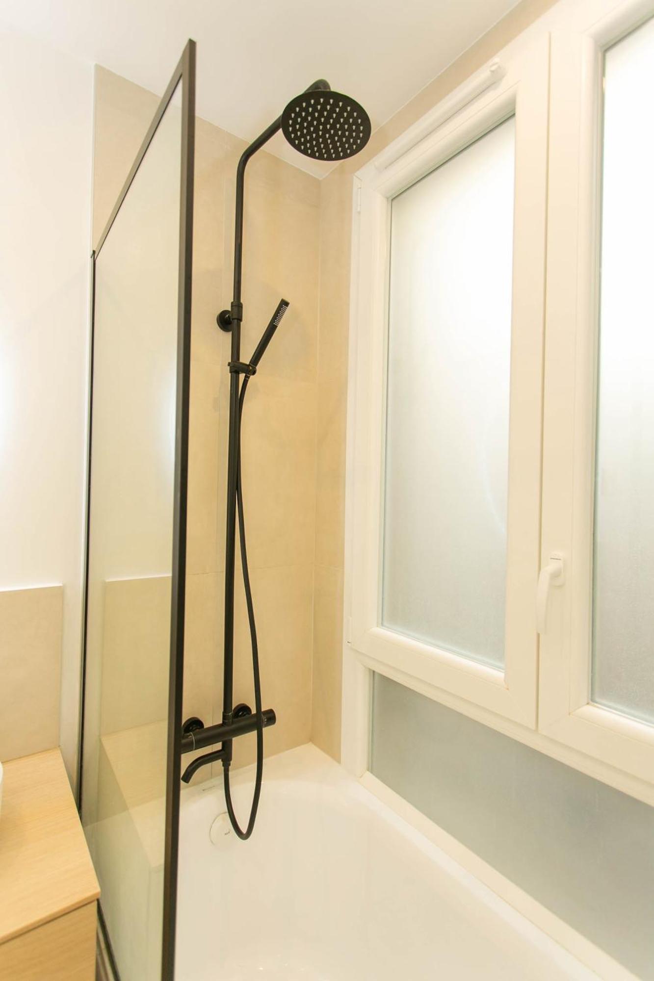 Bnbnova - Haussmann - 2br Near Champs-elysees Parigi
